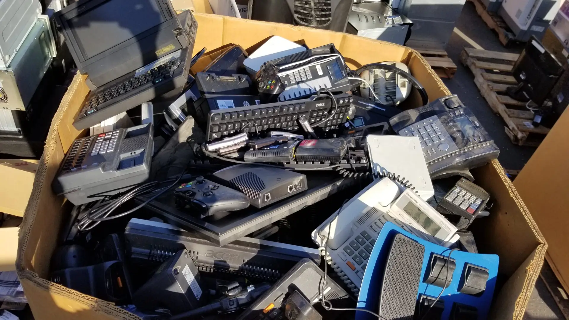 old electronics recycling